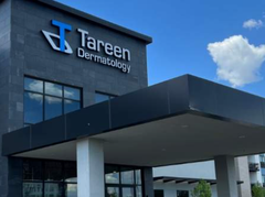 Roseville Office - 2720 Fairview Ave N Suite 200, Roseville, MN, 55113
Offering Medical, Surgical, and Cosmetic Dermatology