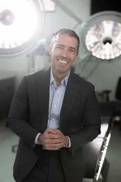 Award-Winning Plastic Surgeon in Columbia, SC, Dr. Lefkowitz's goal is always to make sure that you’re comfortable with your treatment plan. That’s why he has planned every part of their bespoke client experience around privacy, discretion, and ease.