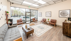 3264 N. Clark Street clinic is conveniently located in the lively and diverse Lakeview neighborhood of Chicago