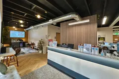 IGO Dental lobby