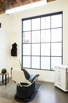 Our dental team provides personalized dental care in a comfortable, professional setting using advanced procedures and techniques.