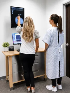 When clinically appropriate, we recommend digital X-rays to evaluate spinal structure and guide precise treatment. Depending on your condition and examination findings, treatment may begin during your first visit.