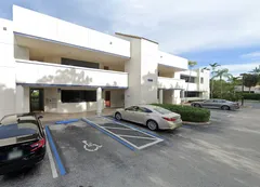 Labyrinth Audiology is located on Glades Road, the main street in Boca Raton. Our office is right across from Florida Atlantic University.