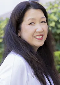 Della J Fong