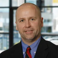 Stephen P Povoski