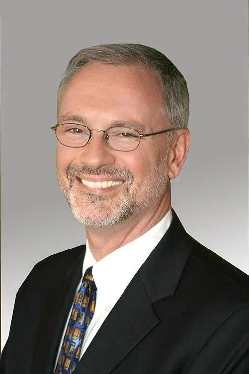 Peter G Mcgovern