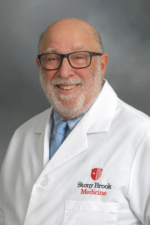 Lloyd D Simon