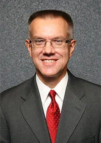 Douglas W Dothager