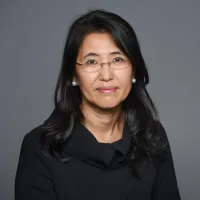 Theresa M Lee