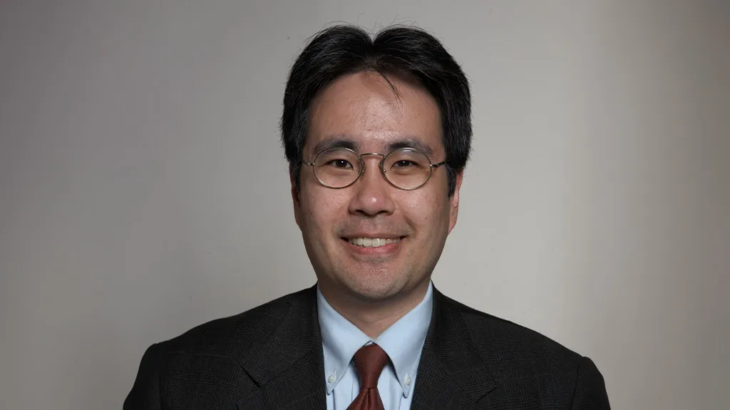 Steve L Liao