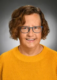 Karen M Kreiling