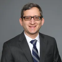 Kenneth M Weinberg