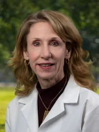 Lynne Champagne