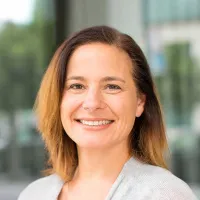 Jeannette C Lager