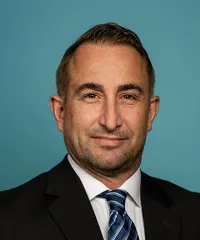 Timothy D Swartz