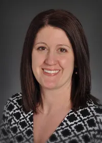 Nicole L Hunker