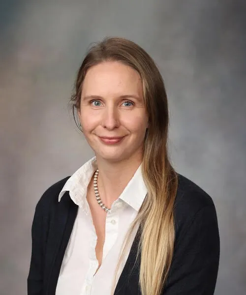 Juliana H Vanderpluym