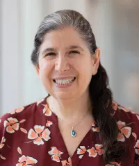 Sandra E. Reznik