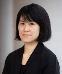 Leslie Lee