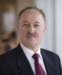 Peter Dicpinigaitis