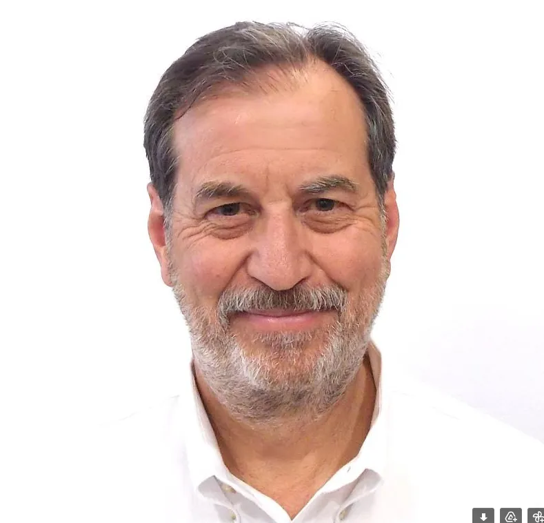 Raymond M Villalobos