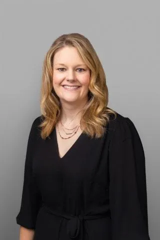 Laura Wolfe