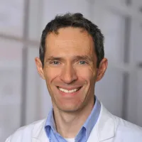 Michael R Lyaker