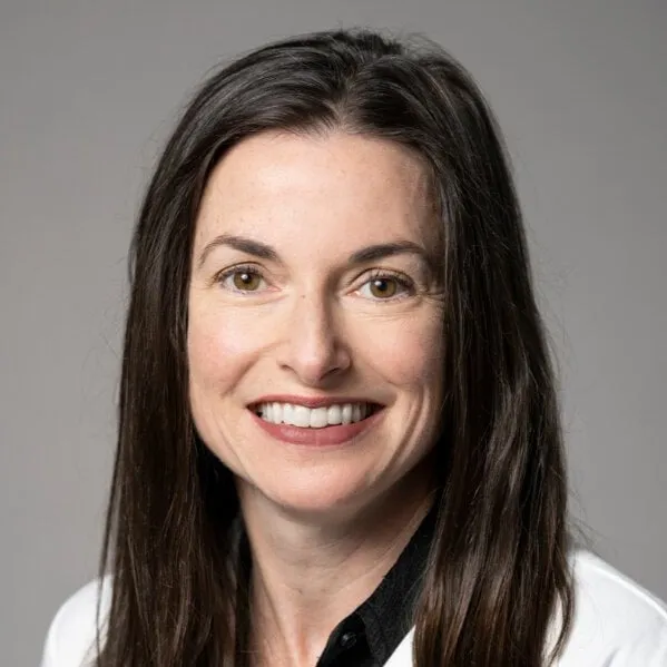 Leslie L Weeks