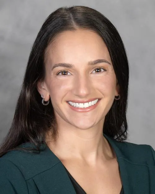 Amanda R Schlefman