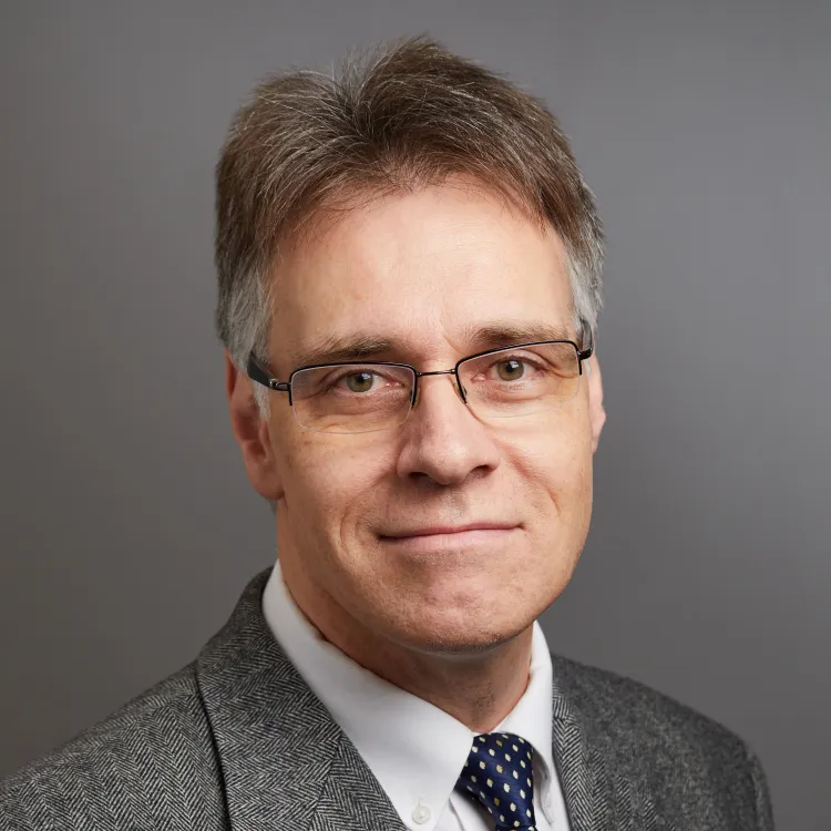 Uwe M Fischer