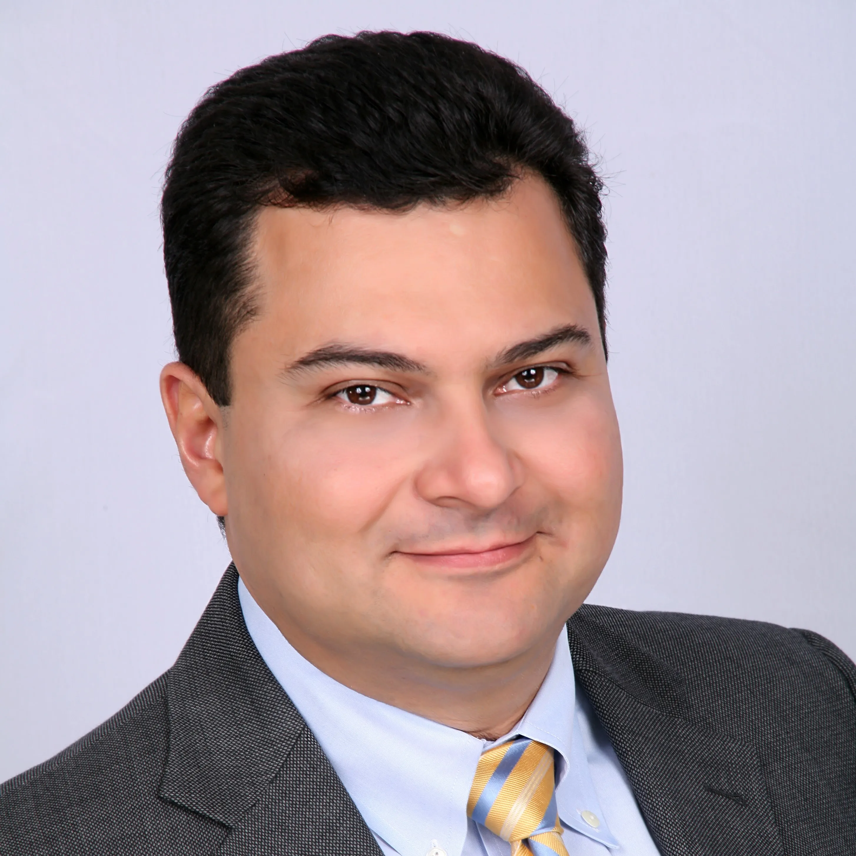 Enrique Gallo, D.D.S., C.A.G.S.