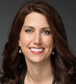 Elizabeth   Smith,  FNP
