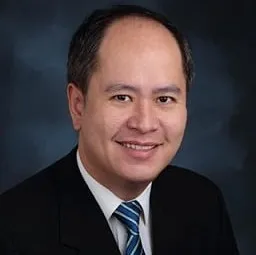 Daniel M Tee