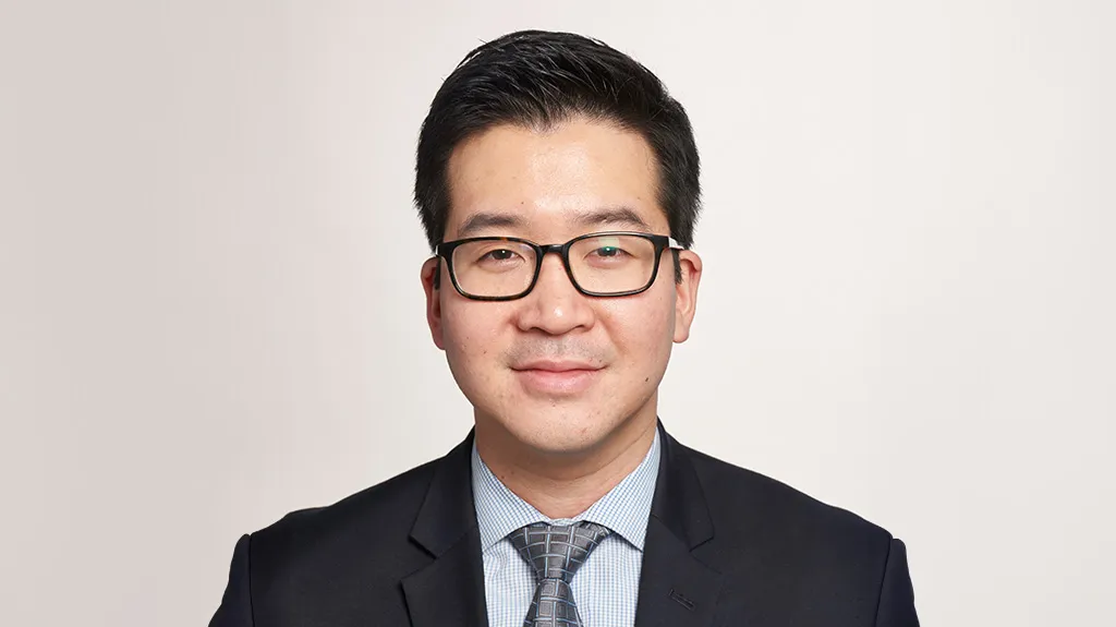 Daniel K Han