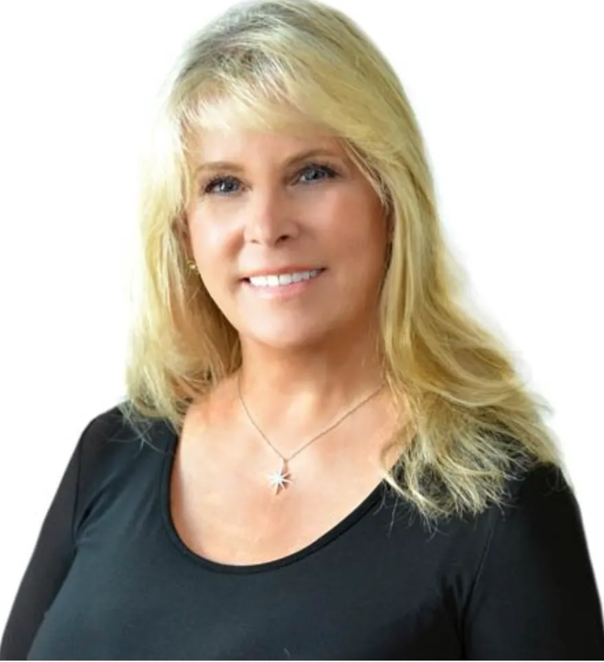 Lisa M Lewis
