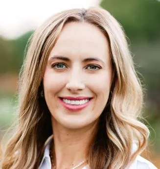 Leila Mae Mckenzie Straehla