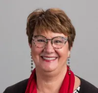 Diane Lynn De Vos-Schmidt