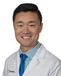 Thomas H Xu