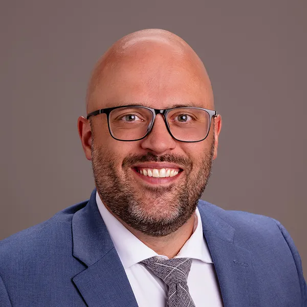 Brett W Chamberlain