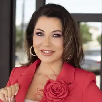 Elizabeth Hernandez