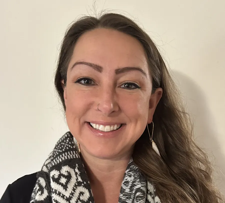 Carolyn R Boldman