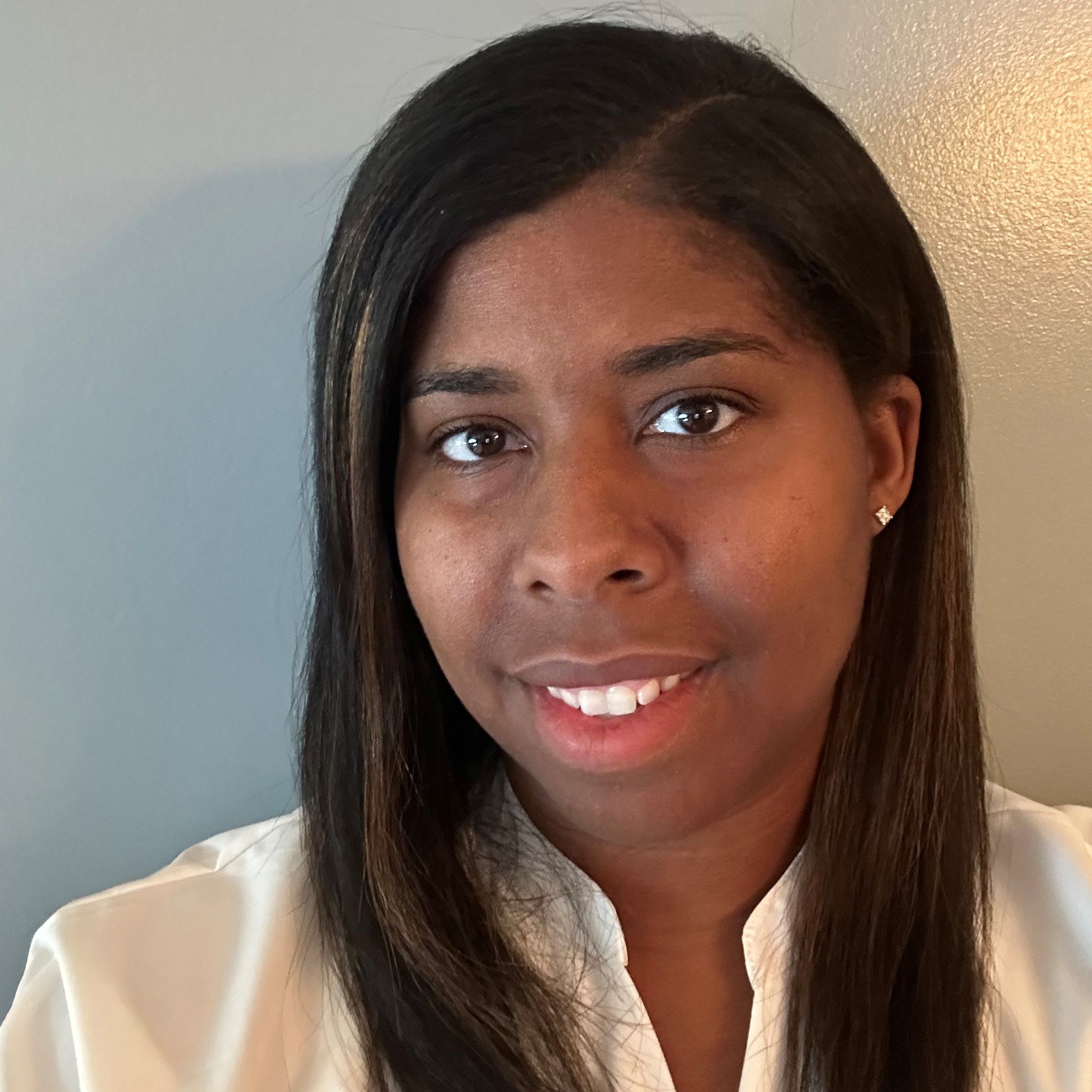 Lisa Michelle Lacen, LMFT