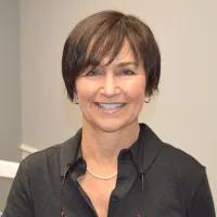 Julie A Saviano