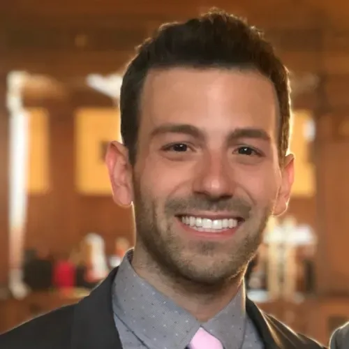 Matthew D Raskin