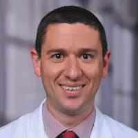 Kyle R Stinehart