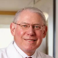 Steven G Gabbe