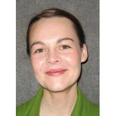 Elke P Lowenkopf