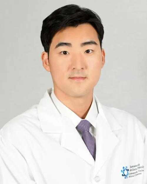 Justin Sangsoo Lee
