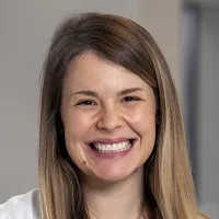 Laura J Chambers