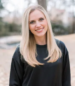 Kara Arnold Applegate
